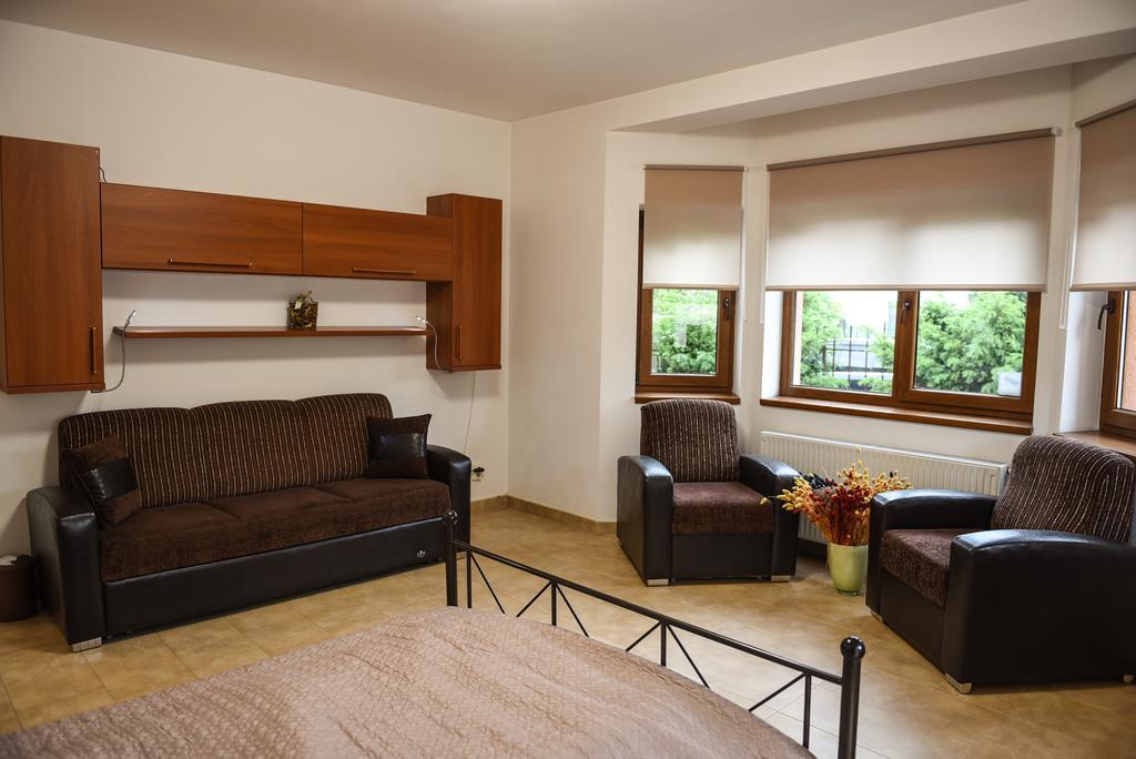 Modern Apartment Near City Center Клуж-Напока Экстерьер фото